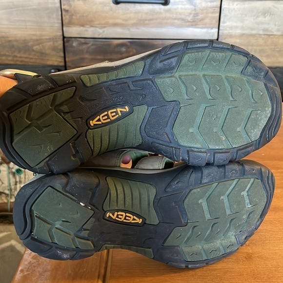 Keen Waterproof Sandals Size 12 main image 12